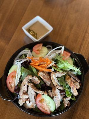 Grilled chicken salad