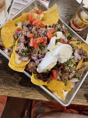 Pulled pork nachos