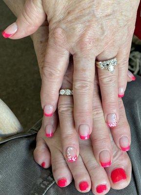 Love my pedicure and dip nails . Great job Jenny and Lynn, thank you!