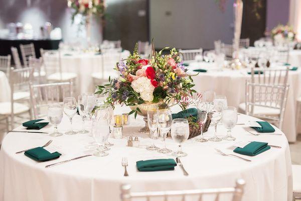 Table set up by Bruce Brown's team. Flowers by Avant-Garde.