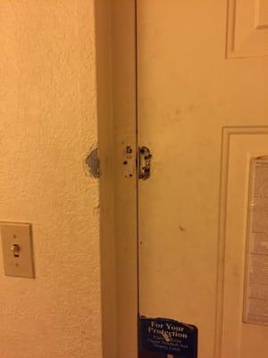 Door missing security latch