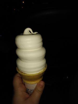 Medium vanilla cone