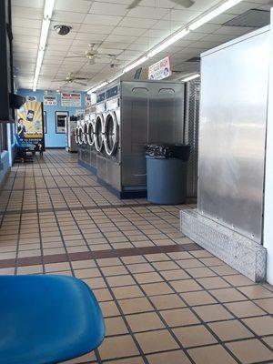 Surprisingly clean laundry mat. Laundry attendants are friendly and helpful. The variety in size of laundry drums is wonderful!