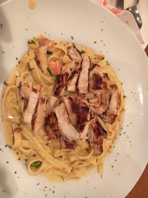 Cajun fettuccine Alfredo really good. Grilled chicken over cooked. Plenty of food. Take some home.