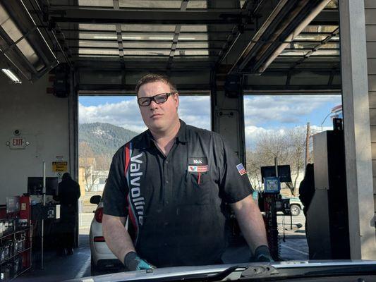 Employee at Valvoline