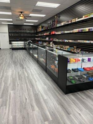 Smoke,tobacco,vape,hookah, waterpipes and more!!!