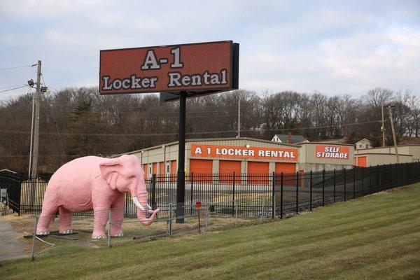 Arnold Fenton Area Storage Corp. dba A-1 Locker Rental on Hwy 141 near Hwy 21 in Fenton, Mo.