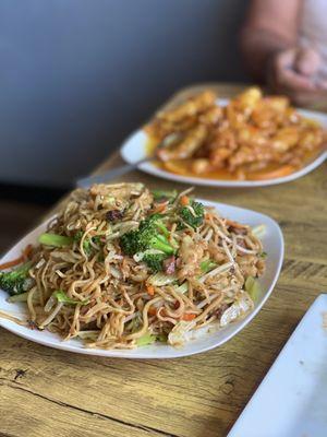 Combination Chow Mein