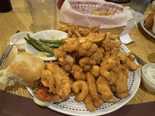 chicken fingers & fried shrimp w/green beans & beer battered fries - yum!