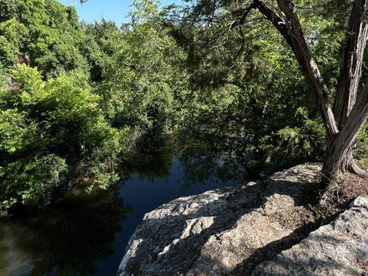 Overlook next to trail