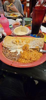 Texas grande chimichanga