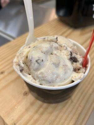 Chocolate chip cookie dough