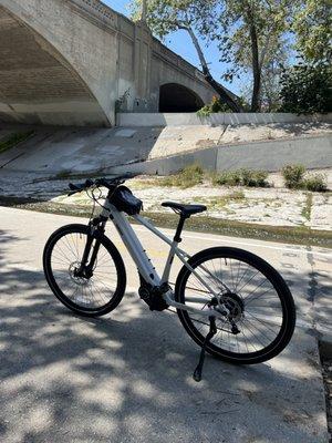 RENTAL- Yamaha Cross Core RC Electric Urban Bike. Mid-drive motor.
Sm
$40 a day