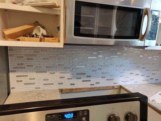 Kitchen backsplash