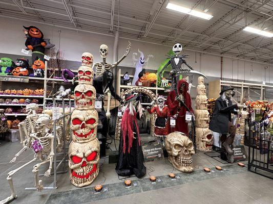 Halloween is alive at Home Depot (9/6/2023)