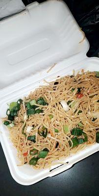 Hakka noodles w/veggied