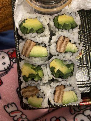 Inari avocado Roll, Avocado Roll jalapeños inside out