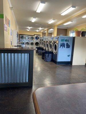 Washers are in the middle and the dryers are on the wall!!