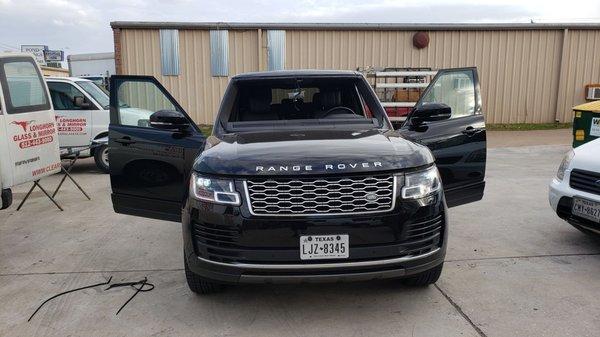 Customers Range Rover another great job.