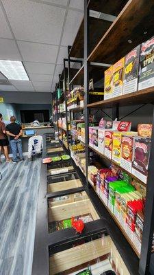 Smoke shop, vapes, disposable, thc, cbd, kratom