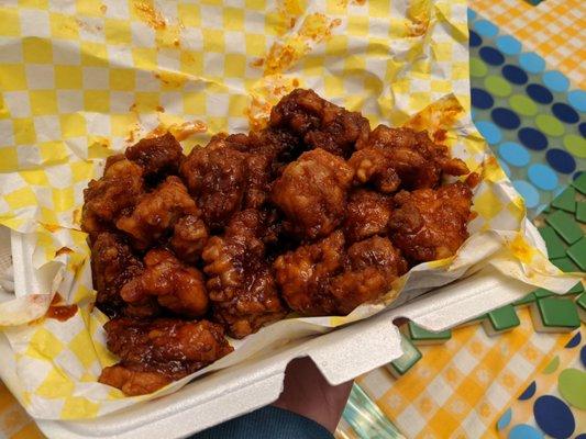 Hot and spicy boneless chicken