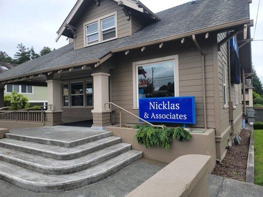 Nicklas and Associates