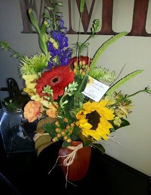 October 2013:  Fall bouquet ordered over the phone (out of state) for a same day delivery in Asheville.  So pretty!