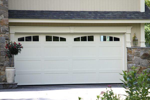 Carriage House model CH6 3-Pane Double Arch