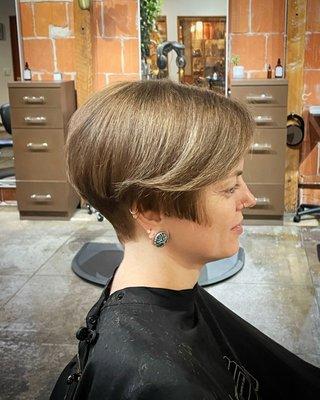 Haircut by BETTINA