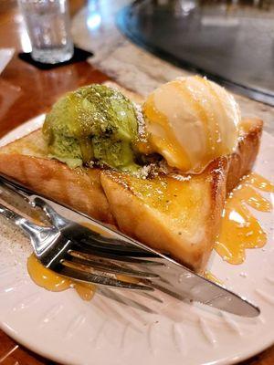 Ice cream toast