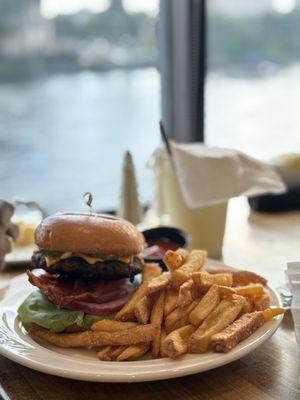 Cheese Burger with Bacon