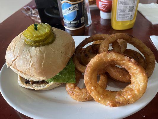 Brisket Sandwich & Onion Rings