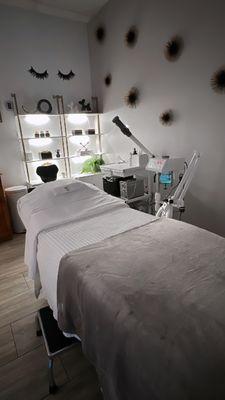 Facial Room