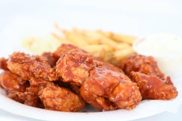 Boneless chicken wing hot,bbq,plain