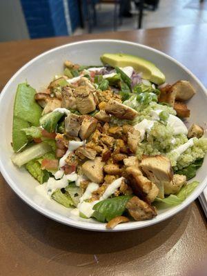 Bowl o' Rama Salad with chicken