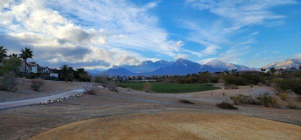 6th hole from the tee box