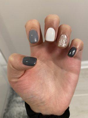 Gray gradient gel nails (L)