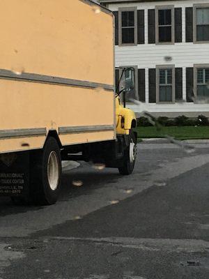 Moving truck