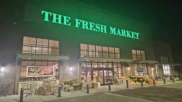 Outside The Fresh Market