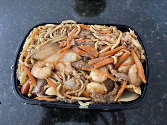 Combo Lo Mein (6.22.24)