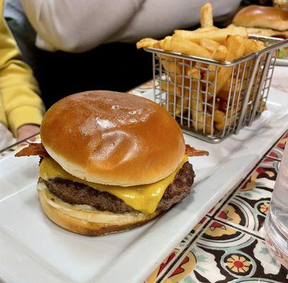 Classic Cheeseburger with Fries