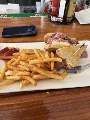 Rueben sandwich