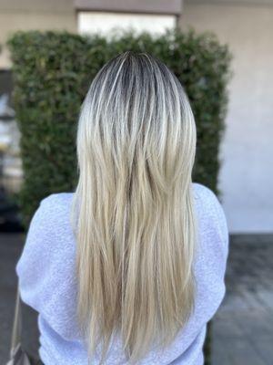 Looking for the best balayage highlights in Granada Hills? Le Rêve Salon and Spa offers top-tier hair coloring and styling services near you