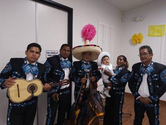 Mariachi Pedregal te ofrece servicios de serenatas para diferentes eventos:  Bodas  Cumpleaños  Comunión  Funeral  Eventos especiales  Ten