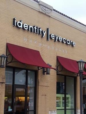 Storefront in Las Colinas Village