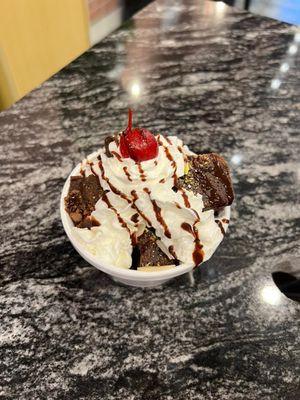 Hot Fudge Sundae