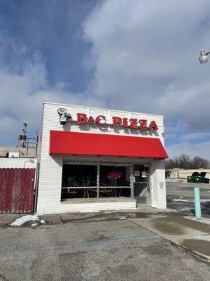 B&C Pizza - Saginaw