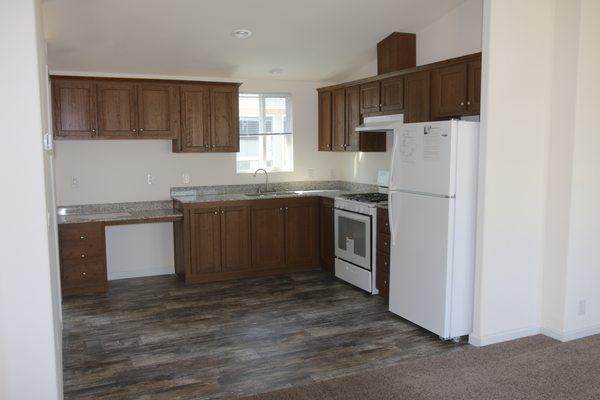 3403B kitchen 
  (3/2 - 933 s/f)