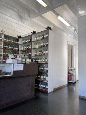 Chinese Herbs & Acupuncture