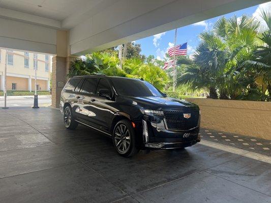 2023 Cadillac Escalade ESV